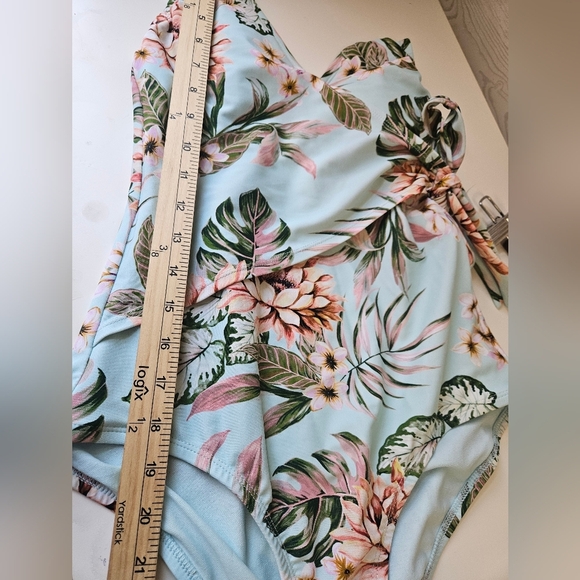 Kona Sol- Women's Blue Tropical Wrap-Front Full Coverage One Piece  Sz S - Picture 6 of 12